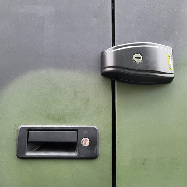 Serrure de sécurité pivotante HEO Solutions® pour fourgonnettes et camions militaires (ensemble unique - 1760 / 2 couleurs) 