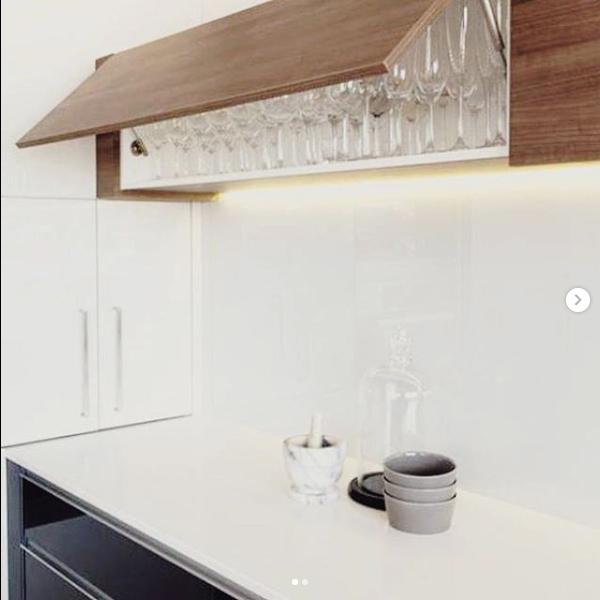 [EX-UP] Overhead Locking Cabinet Latch - Stealth Catch